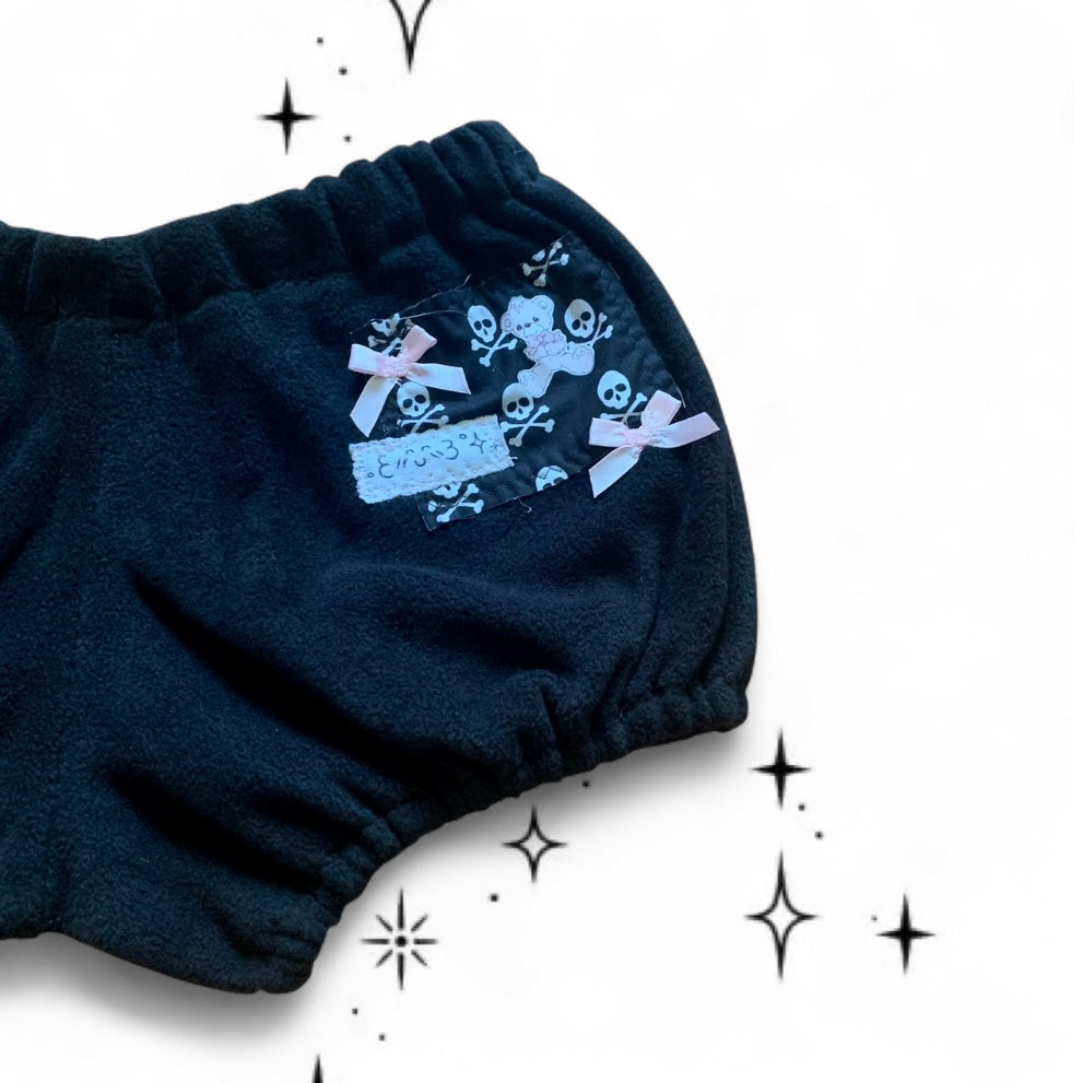 punk kitty patchwork shorts blk1