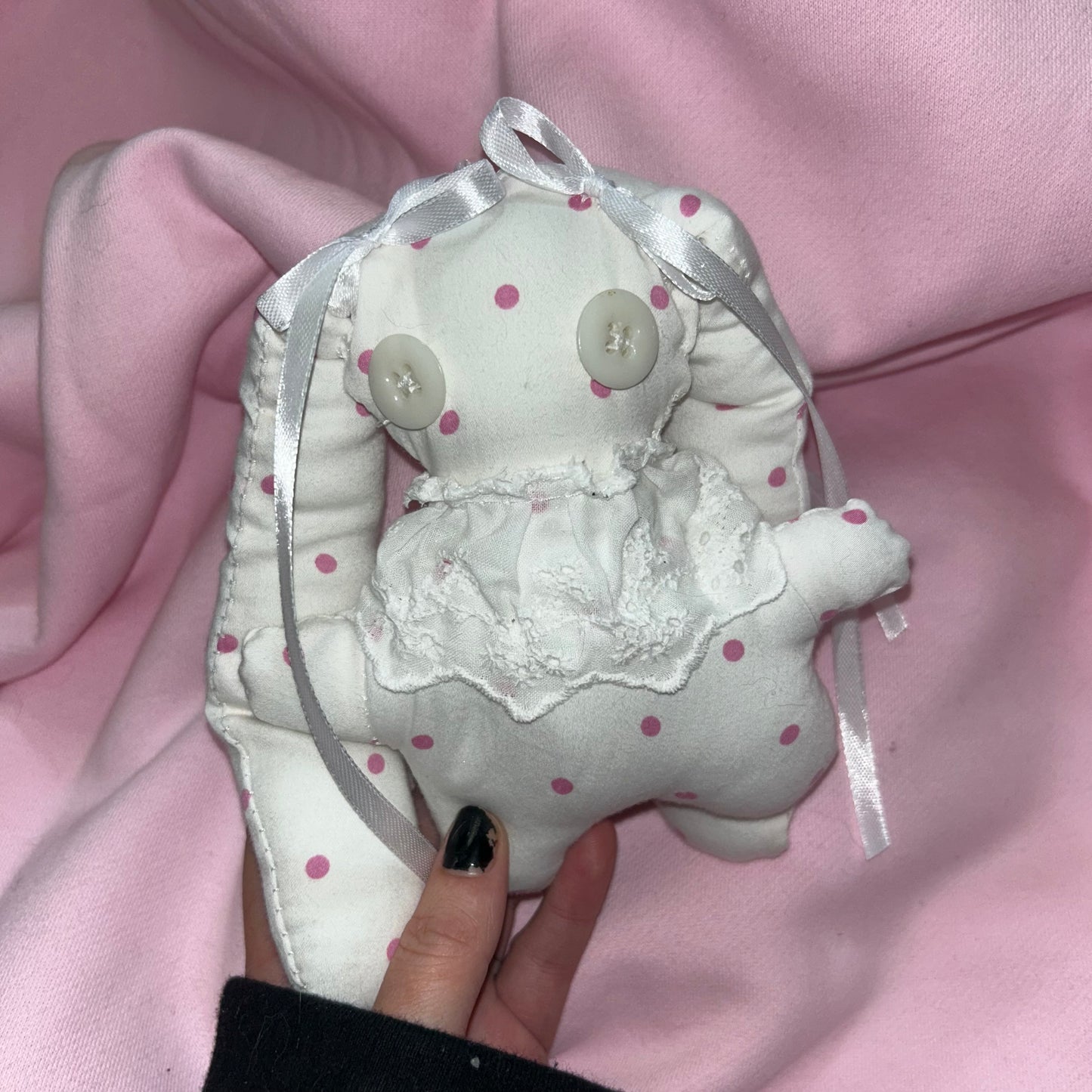 Lola ໒꒰ྀིっ˕ -｡꒱ྀི১