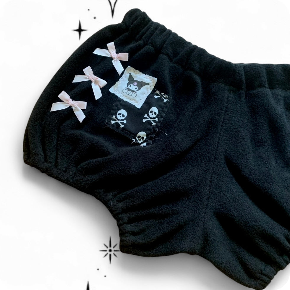 punk kitty patchwork shorts blk1