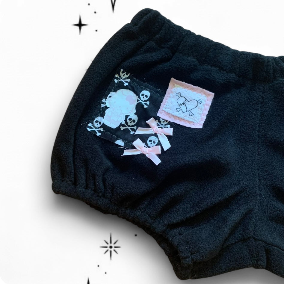 punk kitty patchwork shorts blk1